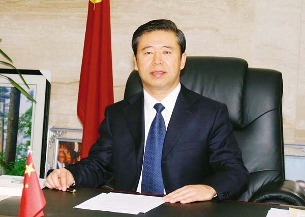 许兆君同志简历