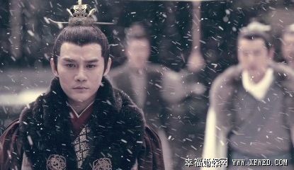 琅琊榜中霓裳郡主什么时候认出了梅长苏是小殊的及第几集?