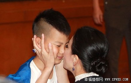 刘嘉玲胡军什么关系?为什么认胡军儿子康康为干儿子原因?