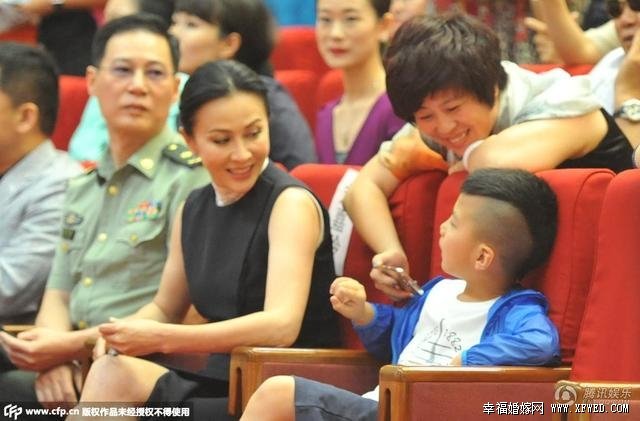 刘嘉玲胡军什么关系?为什么认胡军儿子康康为干儿子原因?