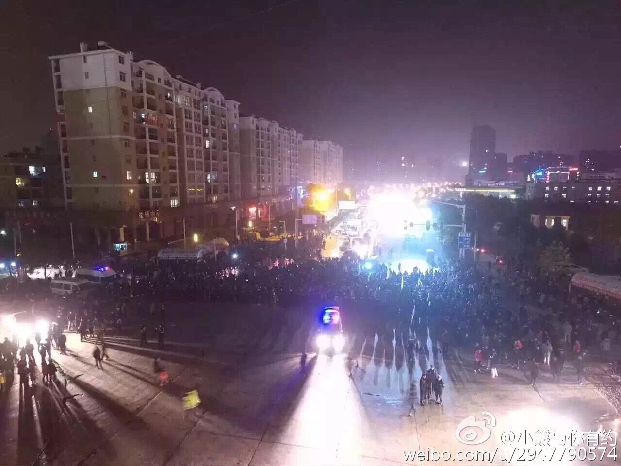 人СԽվ 