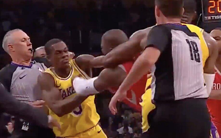 Woj:湖人和火箭就隆多吐口水问题各执一词